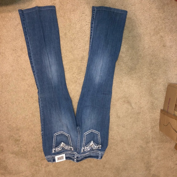 Grace in LA jeans - Picture 2 of 8